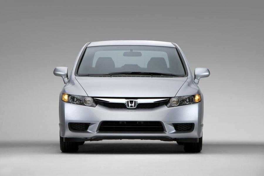  Honda Civic 2009 года  (фото 8 из 18)